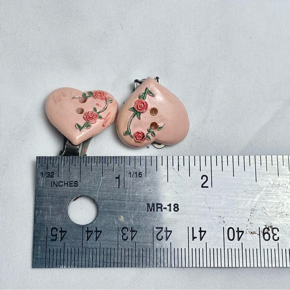 VTG Hand-Painted Pink Heart Wood Button Clip-On Earrings with Rose Details
